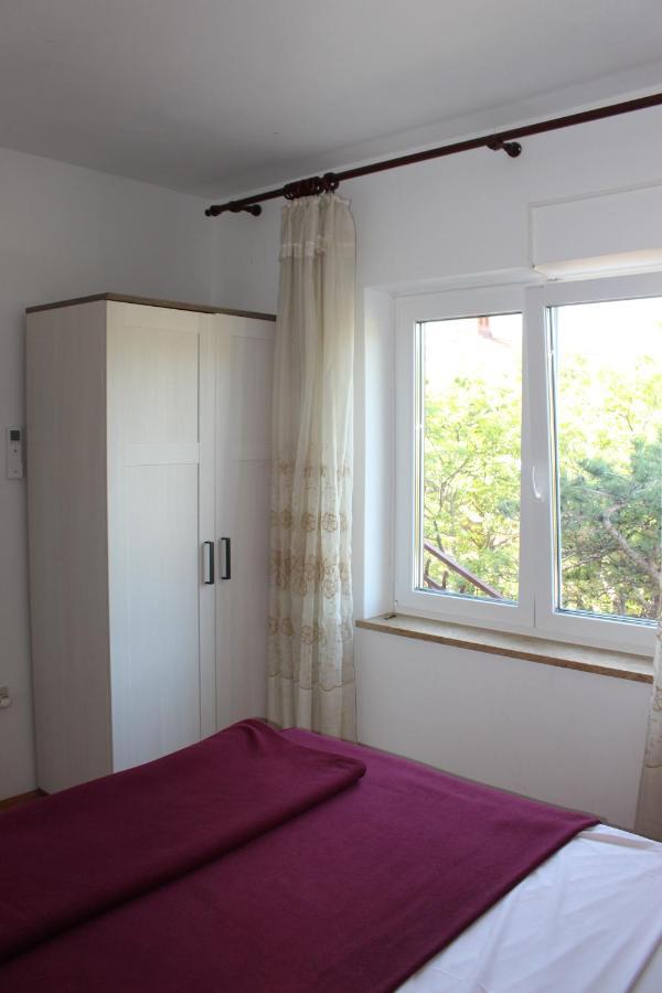 Apartmani Mia Jadranovo Exteriör bild