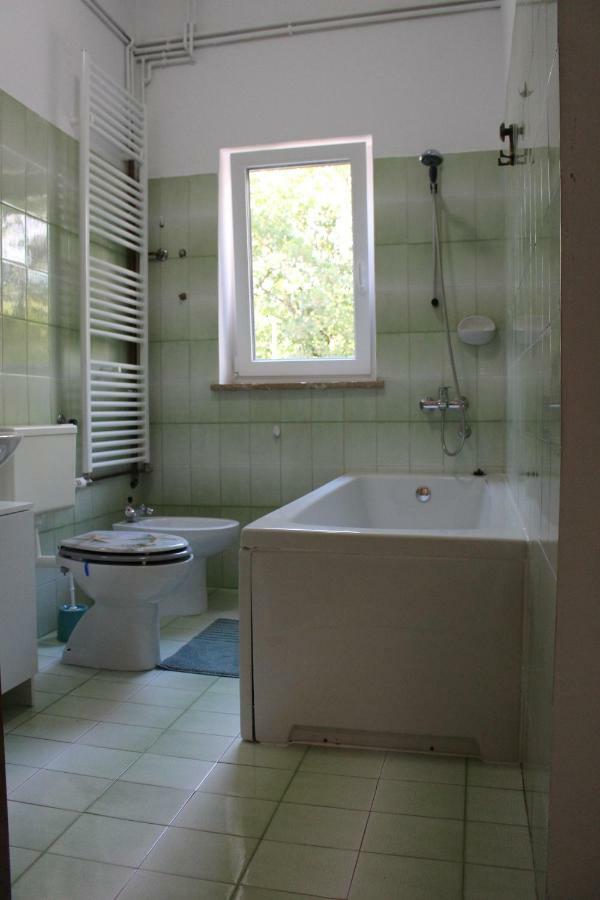 Apartmani Mia Jadranovo Exteriör bild